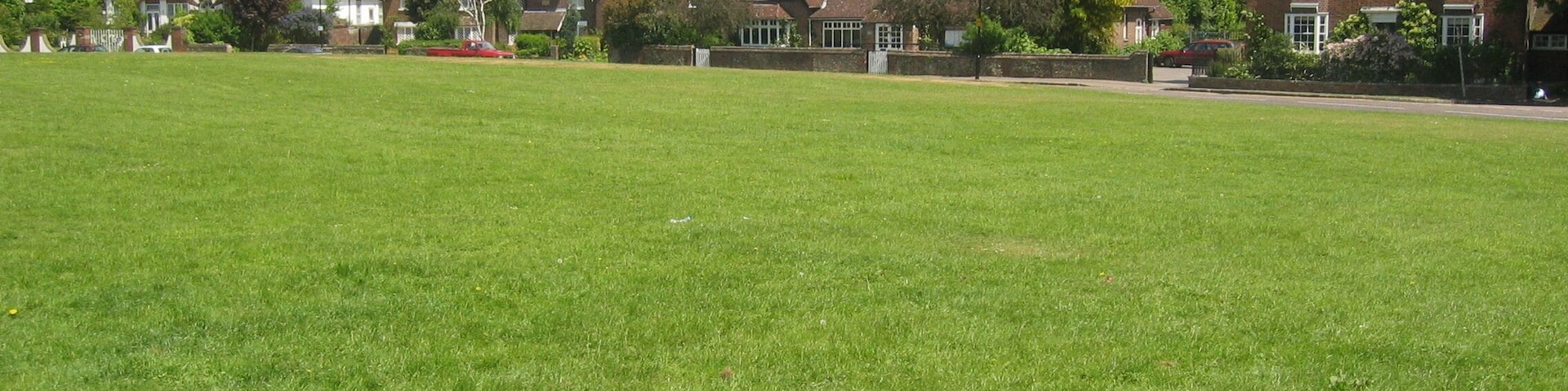 Harpenden Common facing Southdown Road.