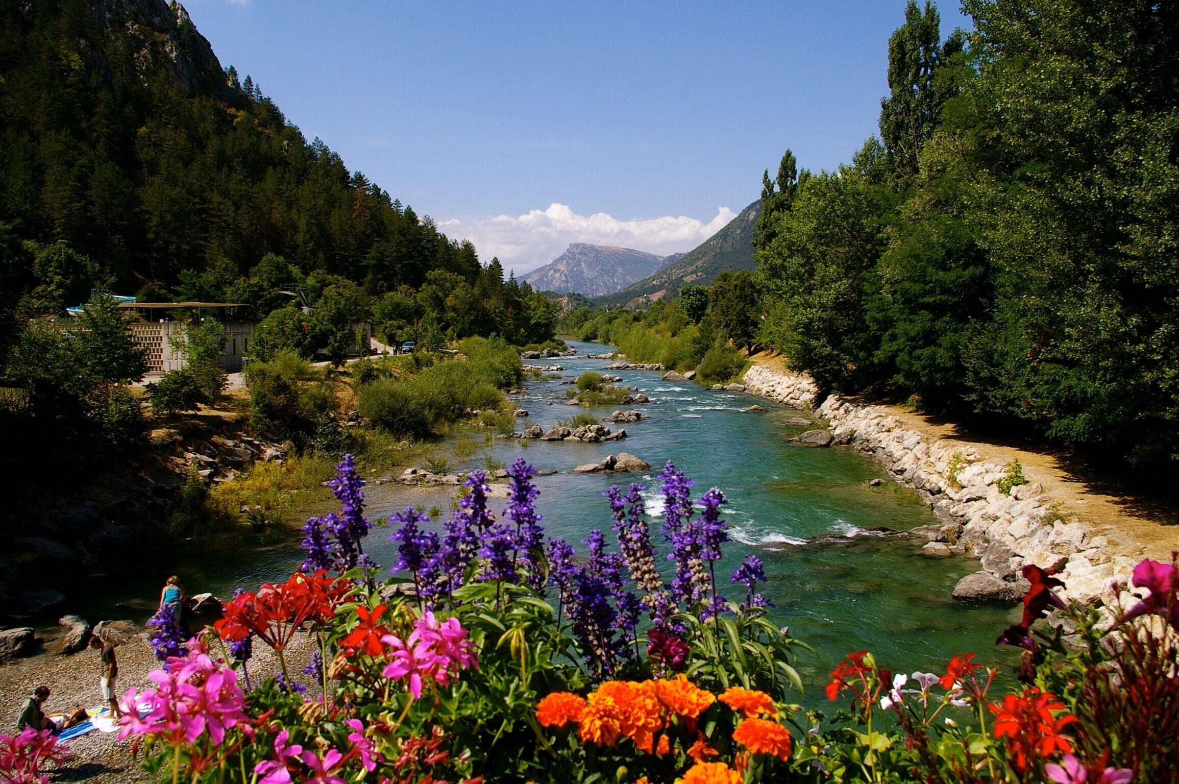 Beautiful lower alpine town north of Nice