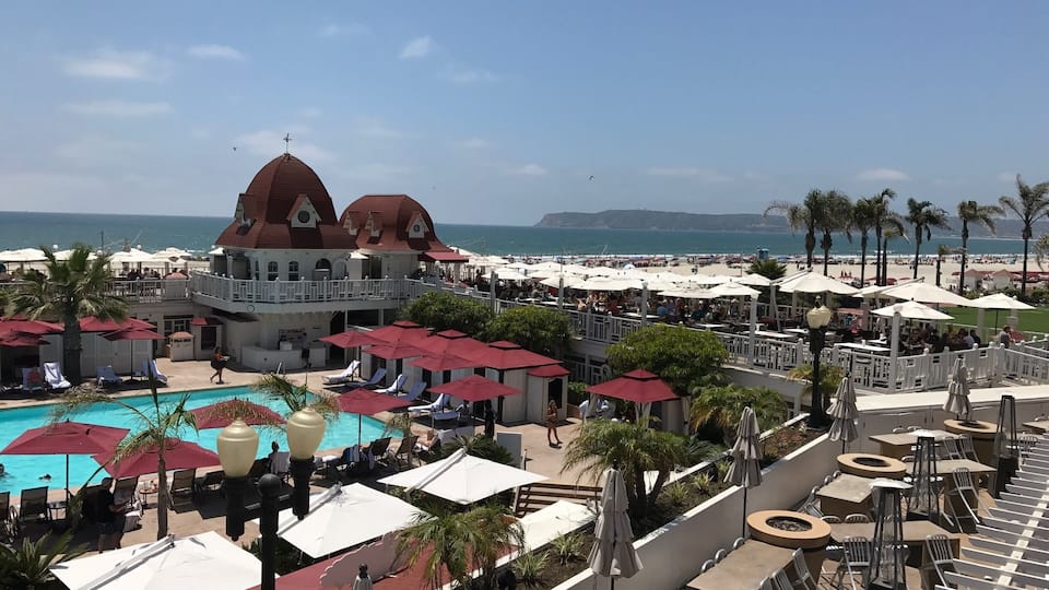 Historic hotel in Coronado just a bridge crossing away from San Diego. Great views from the patio where you can have a nice lunch even if you are not a guest there. #merch #lifeatexpedia