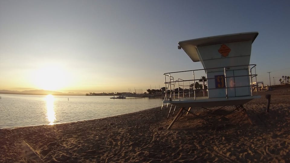 Sunday morning. Stories....