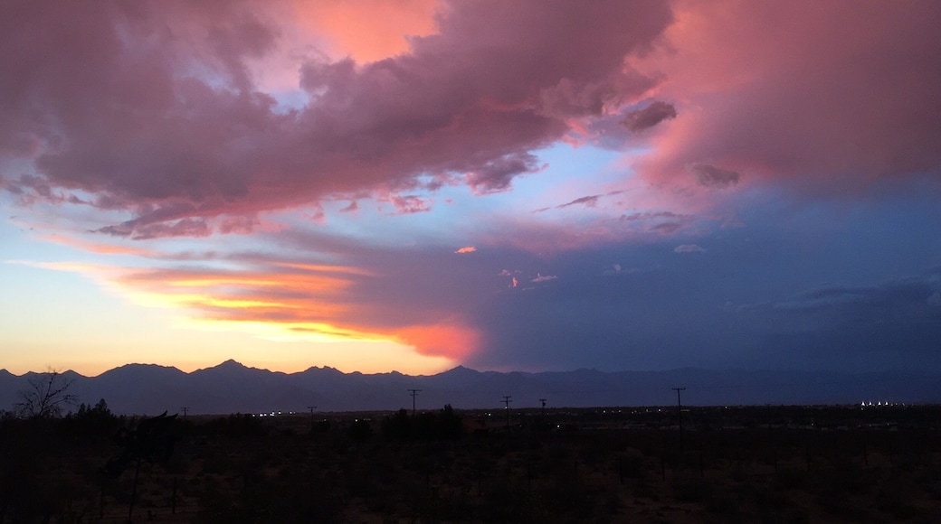 #Blue
I had to move to the desert. Not So overjoyed about it but as compensation, Mother Nature gives us amazing sunsets and sunrises. This was looking towards the Sierras, west of Ridgecrest. Soothing blues, salmons and more.
