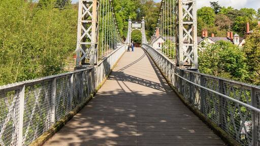The Queens Park Bridge, a landmark of Chester