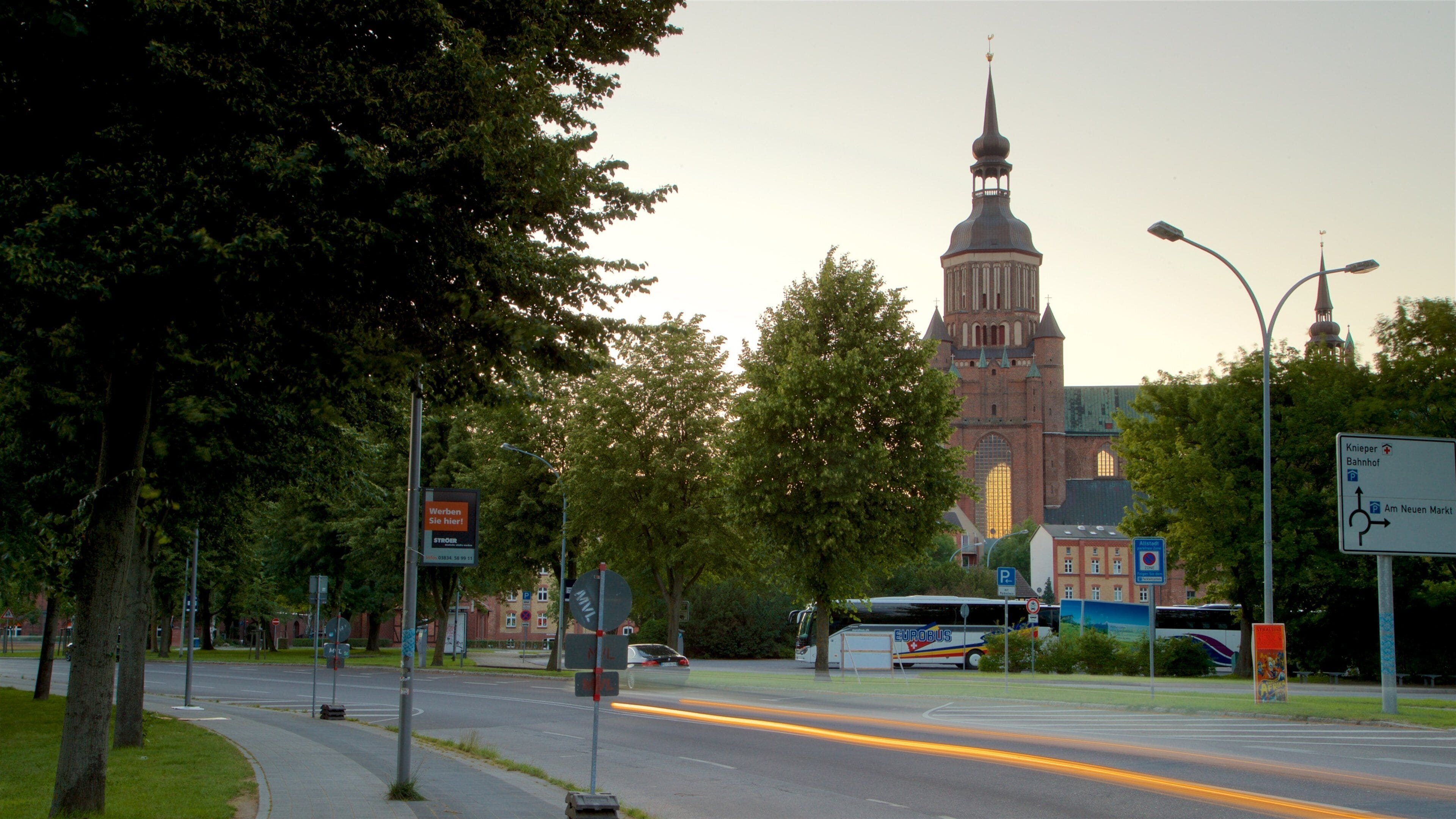 ชตราลซุนด์ เนื้อเรื่องที่ มรดกทางสถาปัตยกรรม