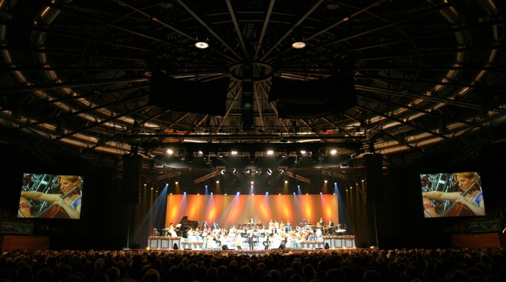 Zwickau showing performance art and interior views