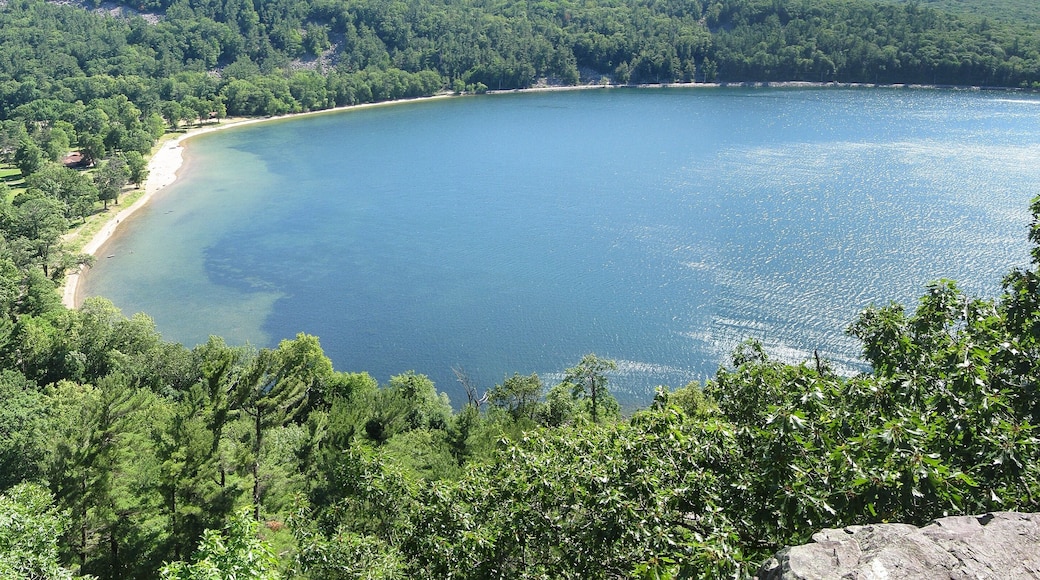 Aerial image of Devil's Lake State Park in Baraboo, Wisconsin, USA.