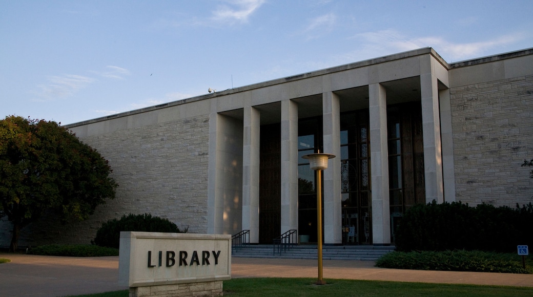 United States, Kansas, Abilene. The Eisenhower Library.