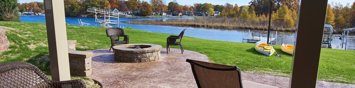 Aerial Lakeside Luxury Patio and Autumn Trees, Lake Jimmerson