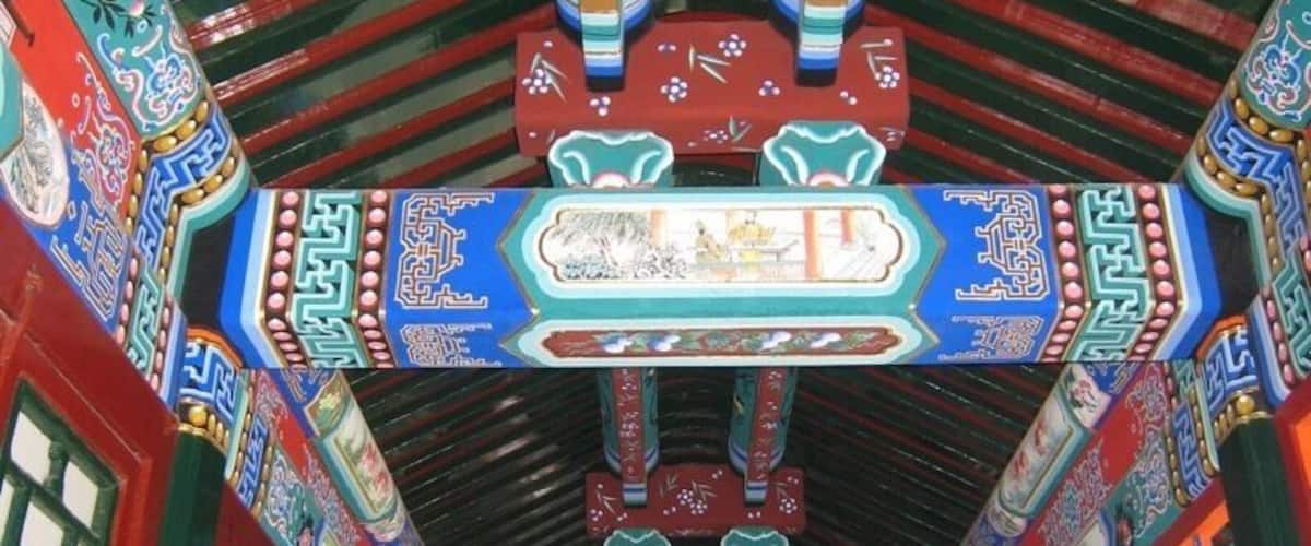 Strolling around the palace