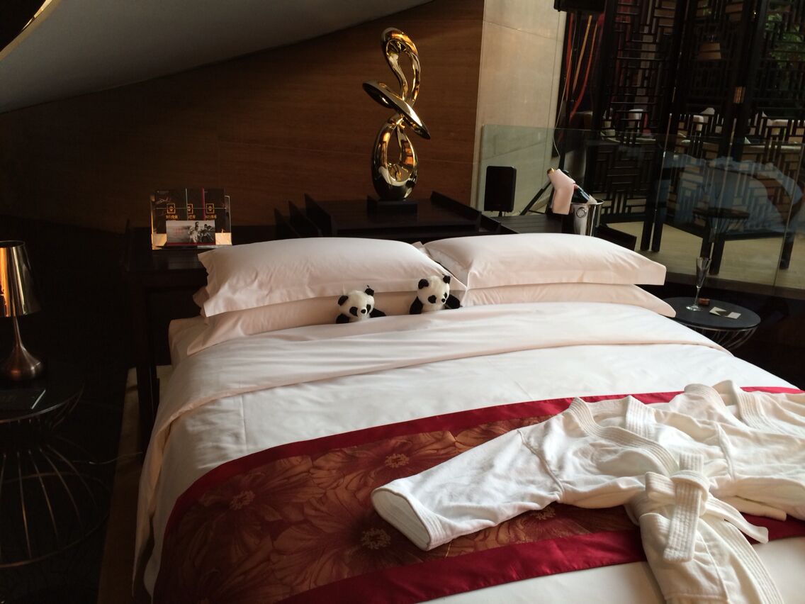 Decoration in hotel lobby, inviting customers to join Priority Club program 