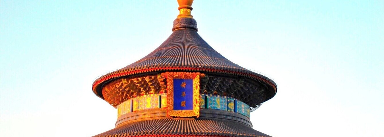 This was a great view for me, i think you should go and see this area during the sunset, it creates a very relaxing experience and a great walk especially if you are with someone special.