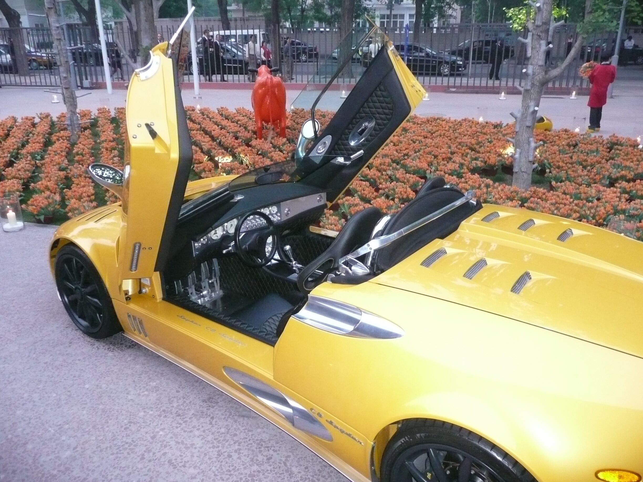 Beijing, Royal Netherlands Embassy, Show Spyker C8, 30 april 2008