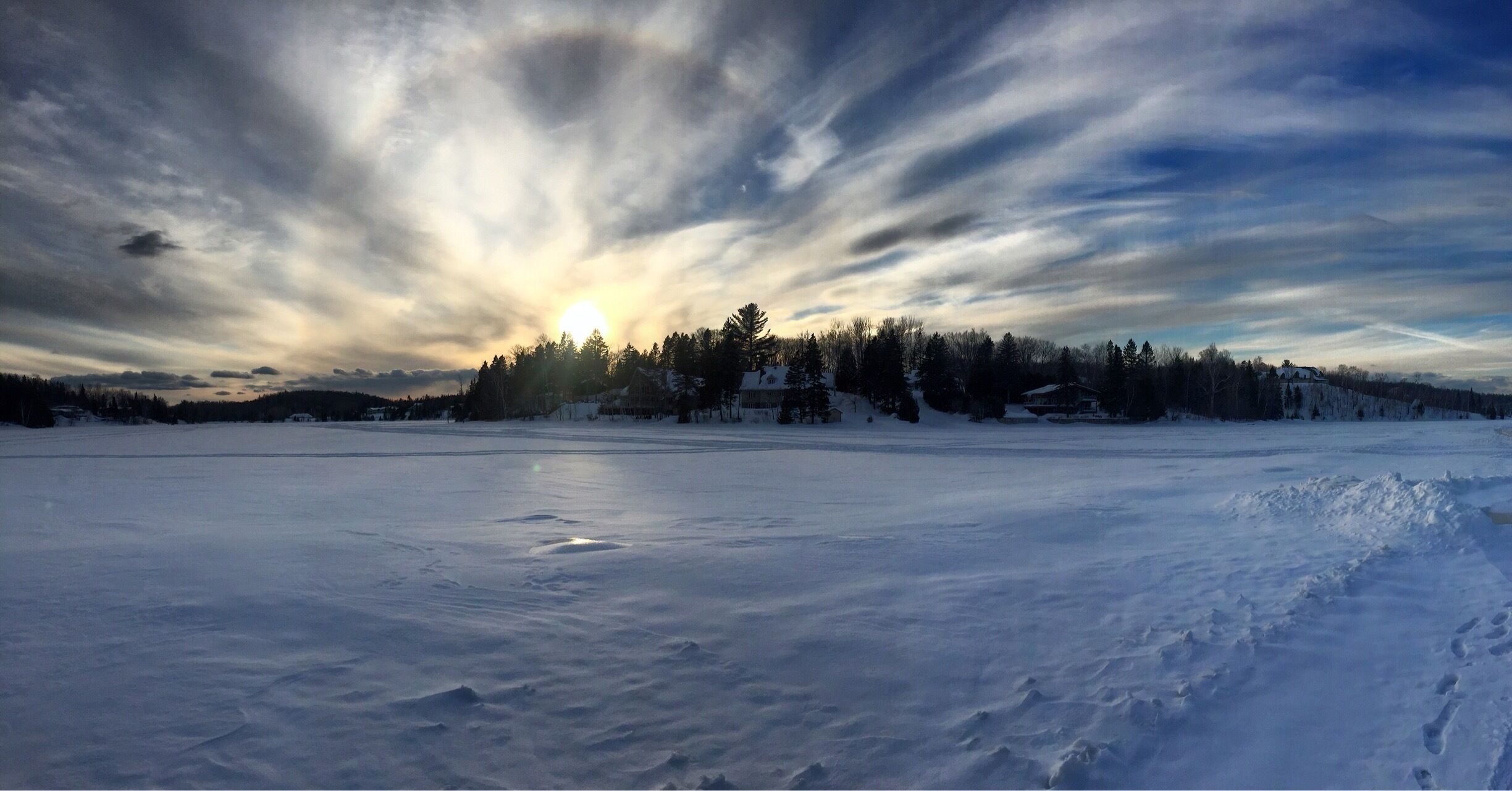 Sunset on frozen lac Masson 