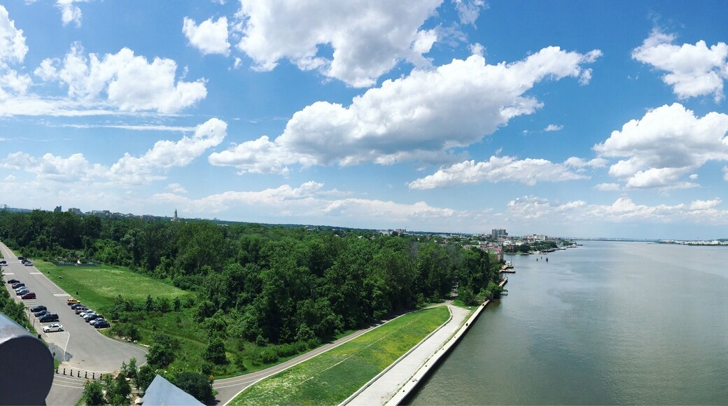 Love the view from the bridge
#green