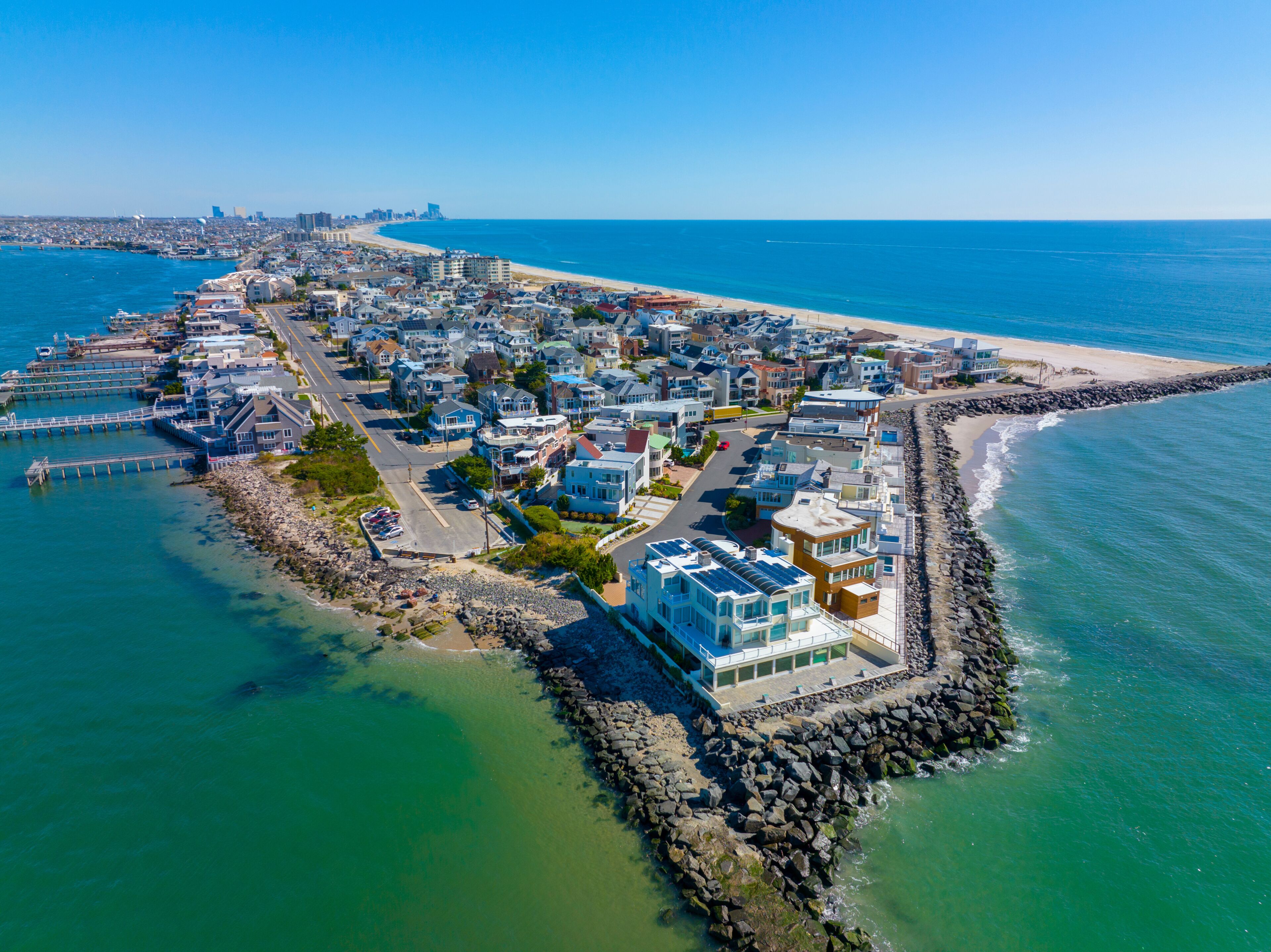Longport Point aerial view with Atlantic City at the background, Longport, New Jersey NJ, USA. Longport is the southernmost town of Absecon Island. 