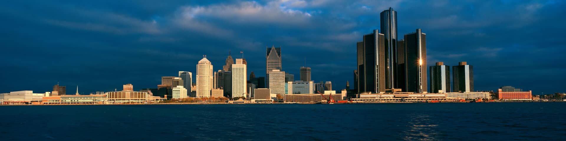 Panoramic sunrise view of Renaissance Center, Detroit, MI