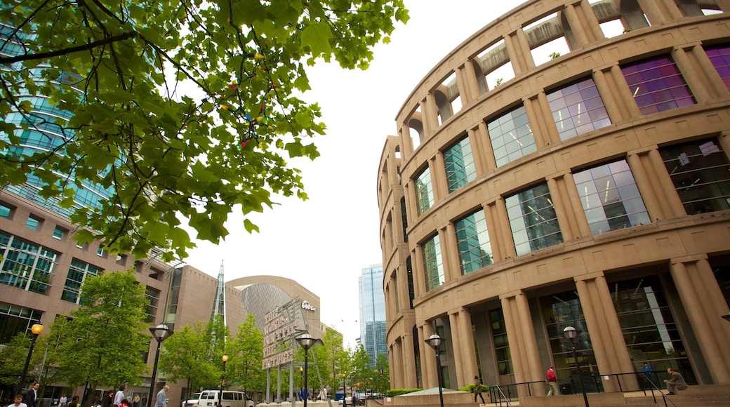 롭슨 스트리트 을 특징 거리 풍경, 현대적 건축 과 도시