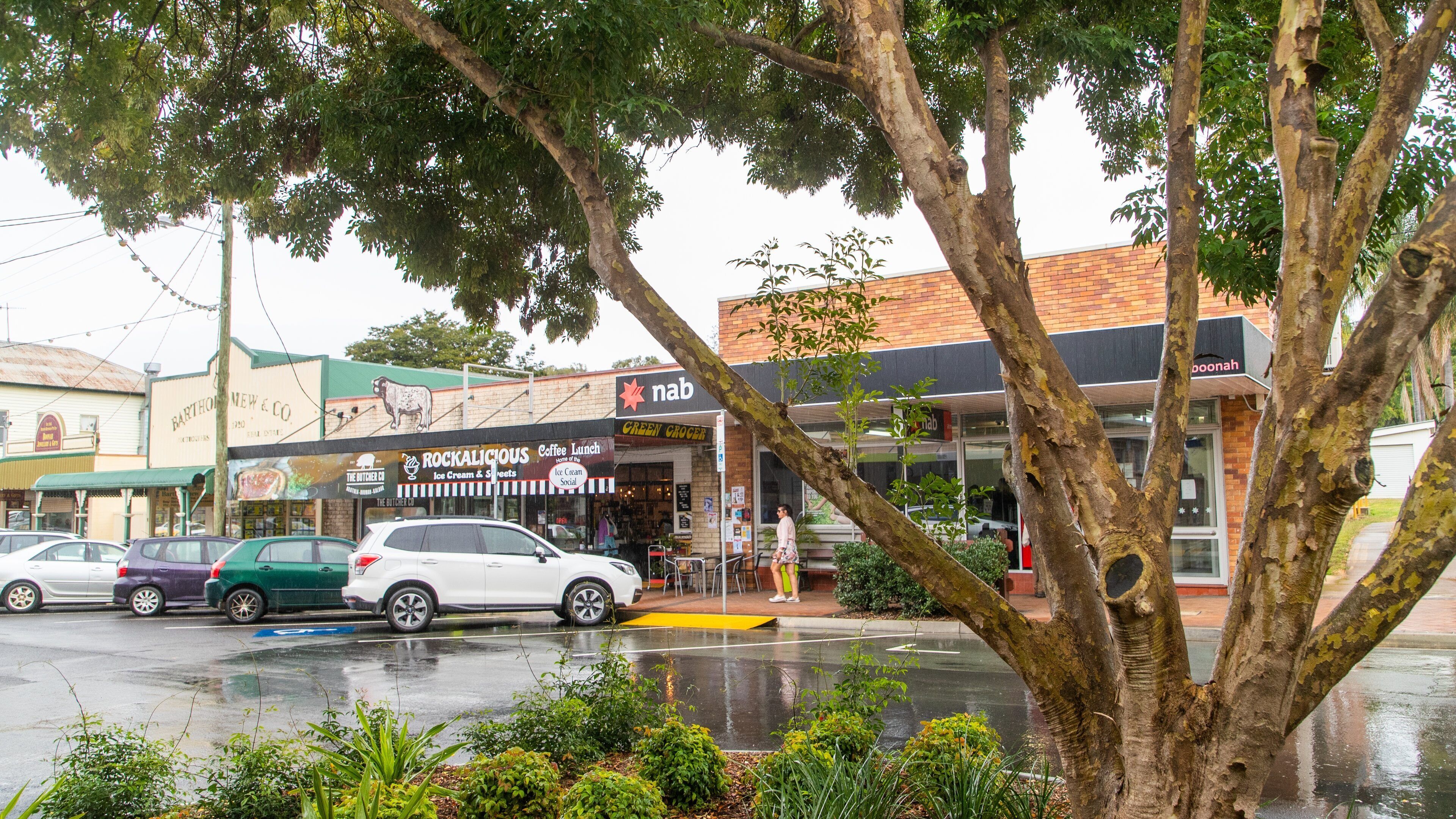 Boonah showing a small town or village