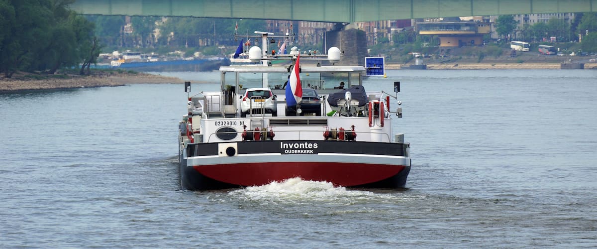 Barge Invontes in Cologne.