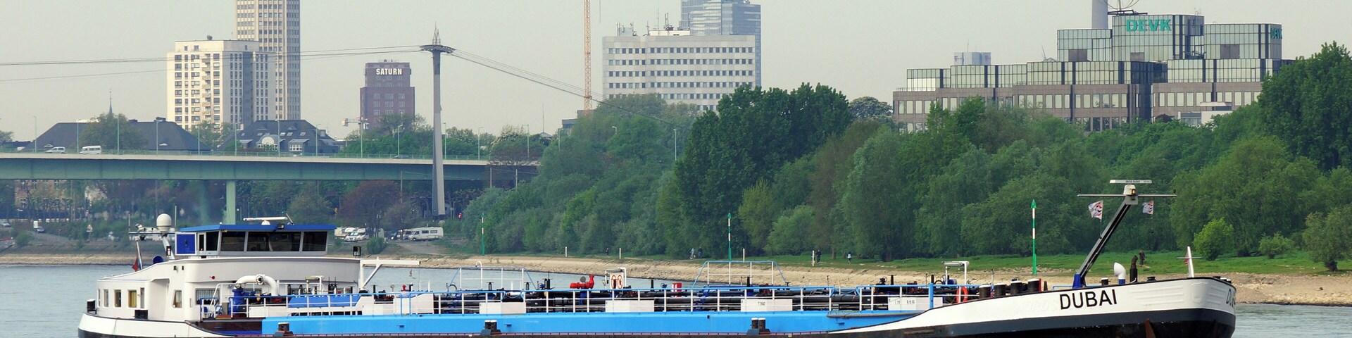 Tank barge Dubai in Cologne.
