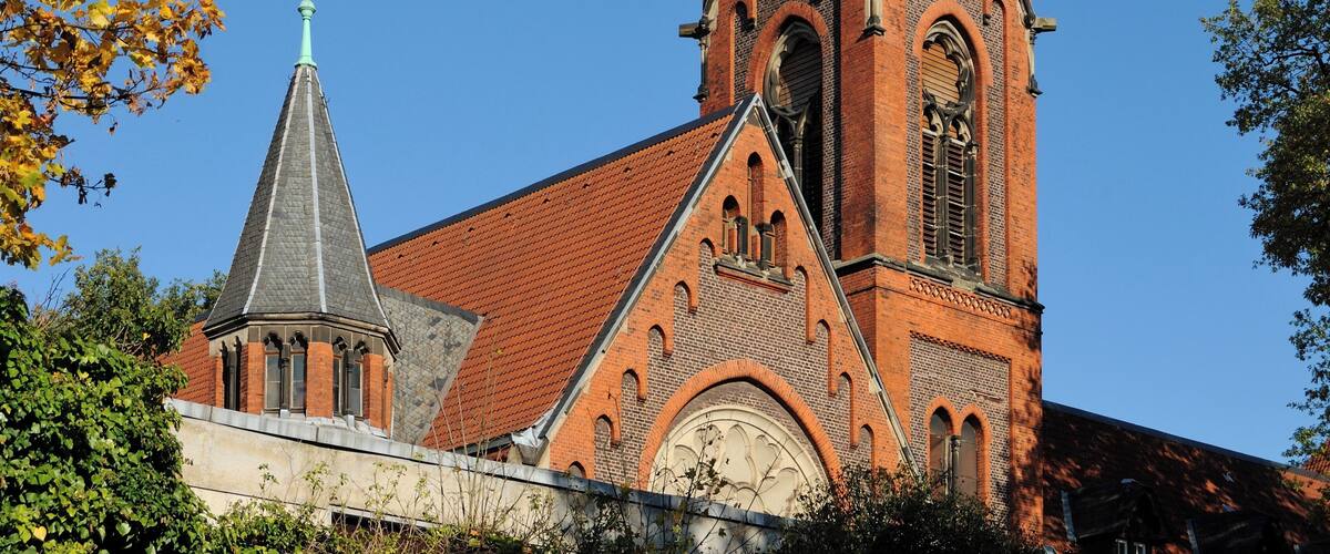 Düsseldorf (North Rhine-Westphalia, Germany) – Kaiserswerth – Mutterhauskirche («Mother House Church») – view from southwest