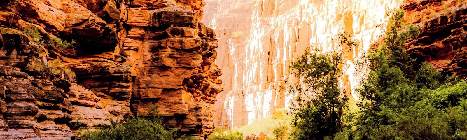You can follow Havasu Creek all the way to the confluence of the Colorado River. It makes for a long day but it’s worth it for these views. #adventure #adventurephotocontest