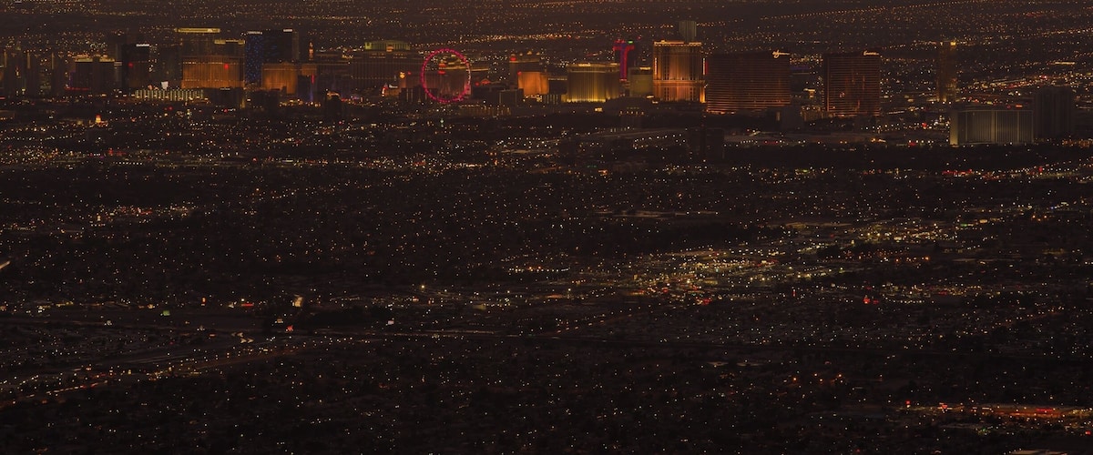 For an amazing view over Las Vegas, Frenchman's Mountain is a fantastic experience. The path up the mountain is located just off East Lake Mead Boulevard (the 147). It's possible to park at the start of the trail head. It takes about 2 hours to reach the true summit to get this view. It's quite steep so good footwear is recommended.
#colorful