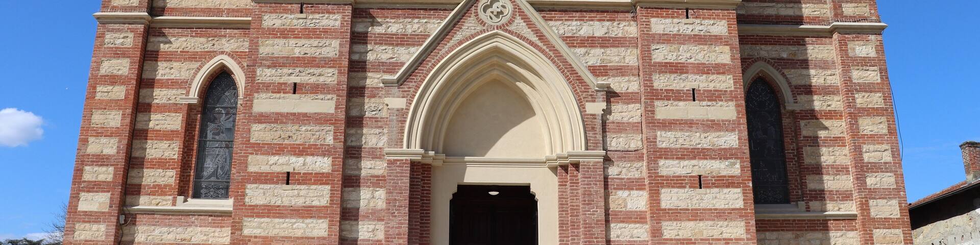 Eglise catholique Saint Barthélémy à Genas construite en 1876 - ville de Genas - Département du Rhône - France - Vue extérieure