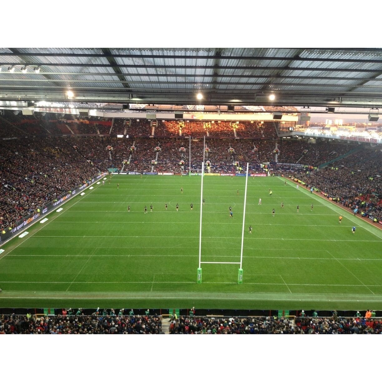 At the Rugby League World Cup 2013 final (30/11/13), Old Trafford. Biggest ever crowd for a rugby league international game saw Australia thrash New Zealand 34-2. 