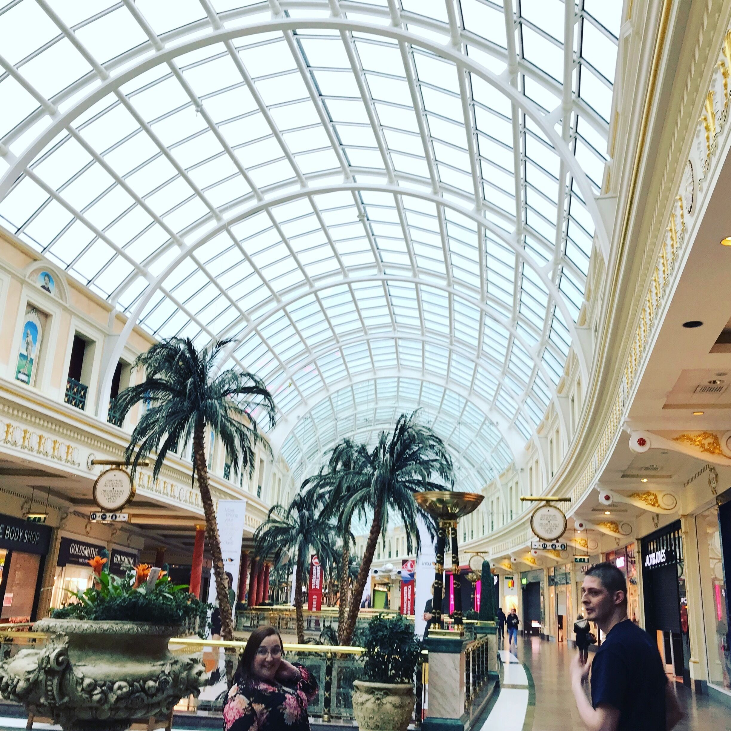 Espectacular view of this glamorous mall. Manchester United Kingdom