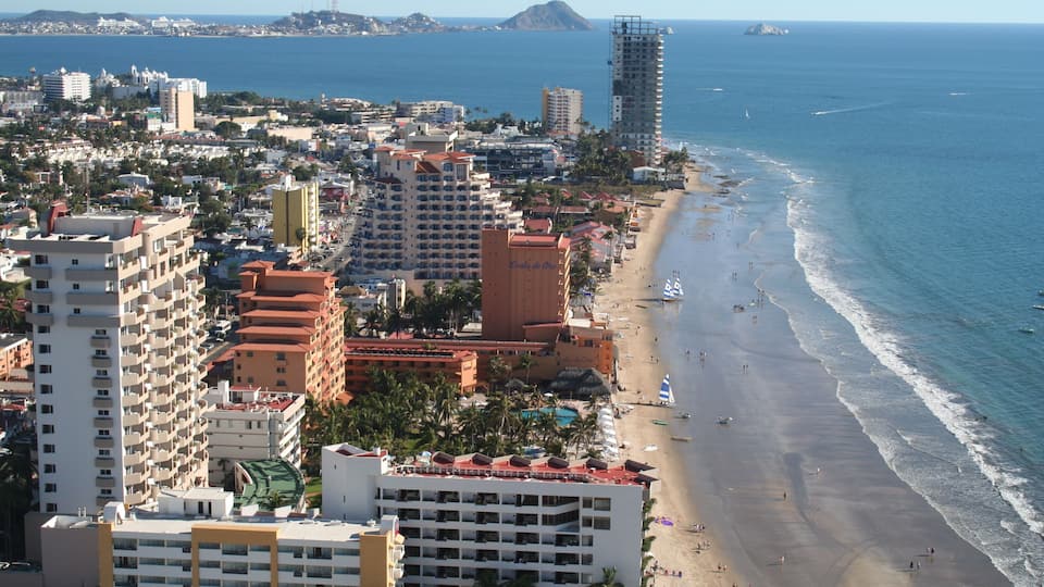 Mexican Beach; Shutterstock ID 2624386