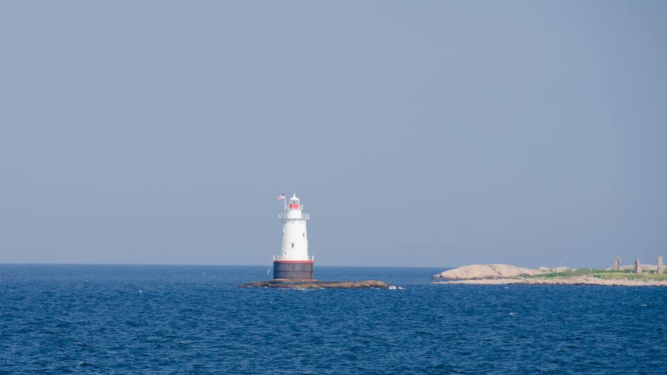 Rhode Island, Little Compton, Sakonnet River. Sakonnet Point Light aka West Island Light.