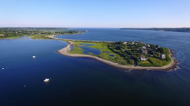 Fogland - Tiverton Rhode Island.JPG