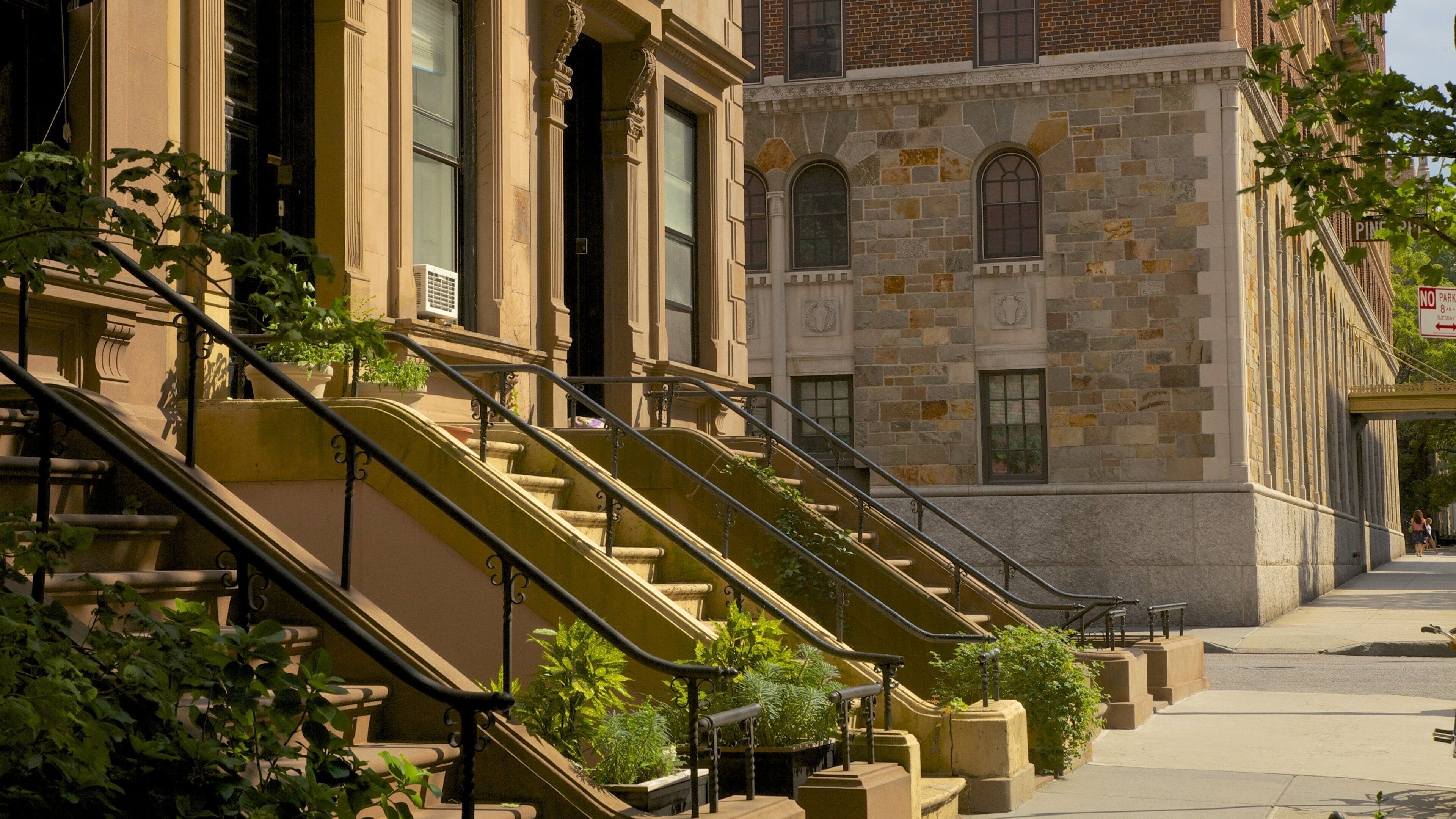 Brooklyn Heights ofreciendo una casa y escenas urbanas