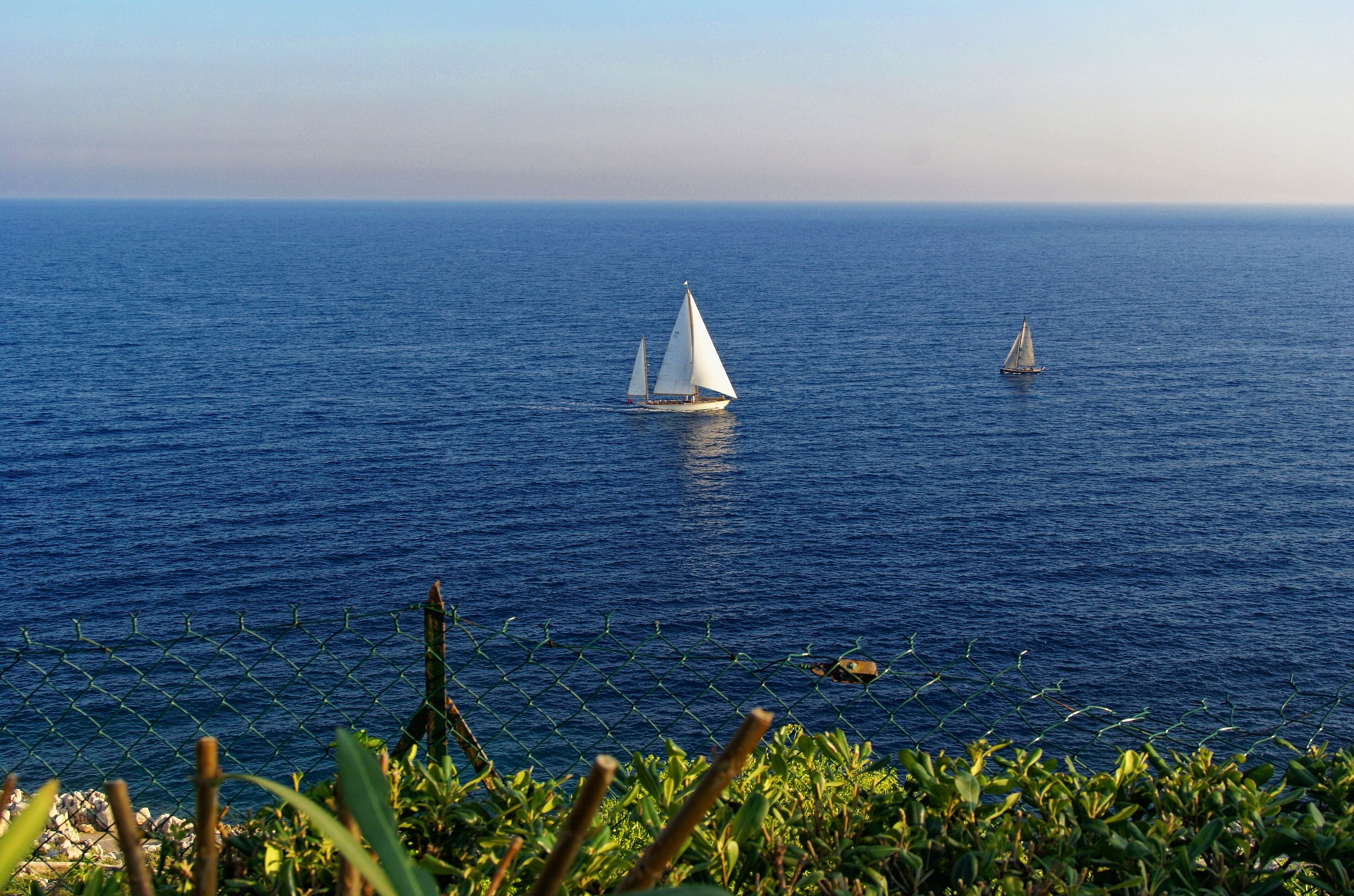 Cap-Ferrat - Avenue de la Corniche - View South