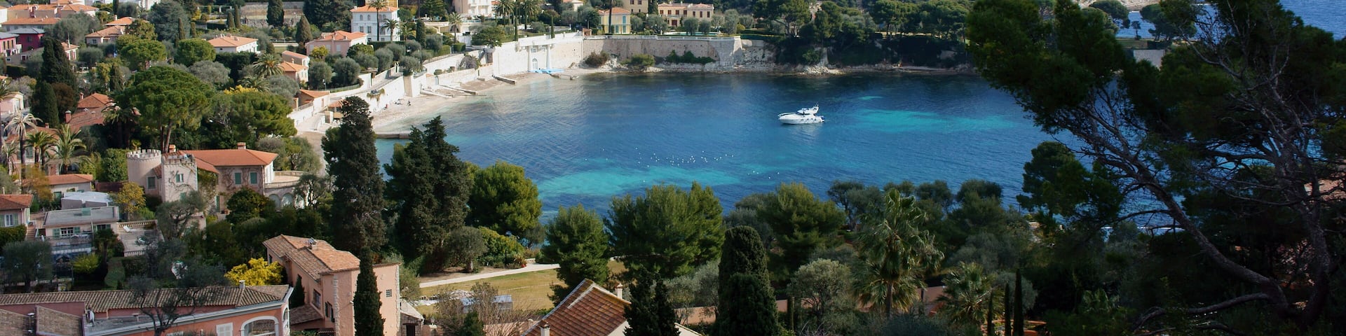 View across Anse des Fosses from the top of the Cap Ferrat hill