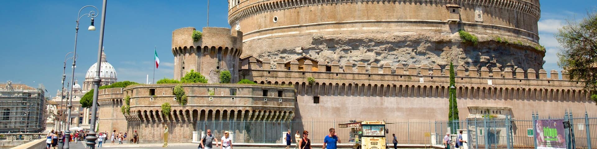 Prati which includes street scenes, a castle and heritage architecture