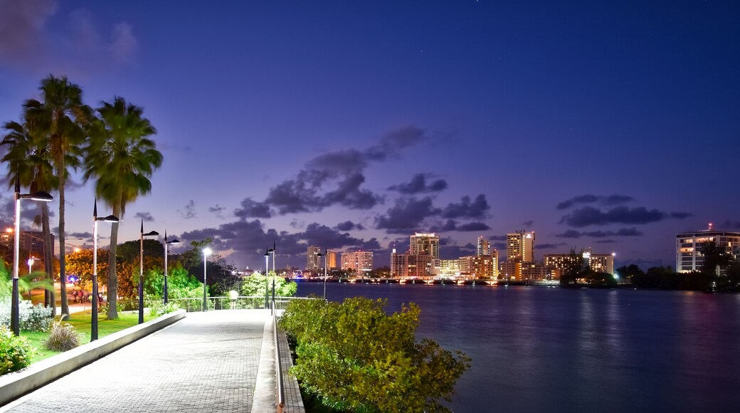 Paseo Baldorioty de Castro, Miramar, Puerto Rico; Shutterstock ID 538635553; PO: Hcom Destination Content neighborhoods; Client: Hotels.com; Other: Hcom brand budge