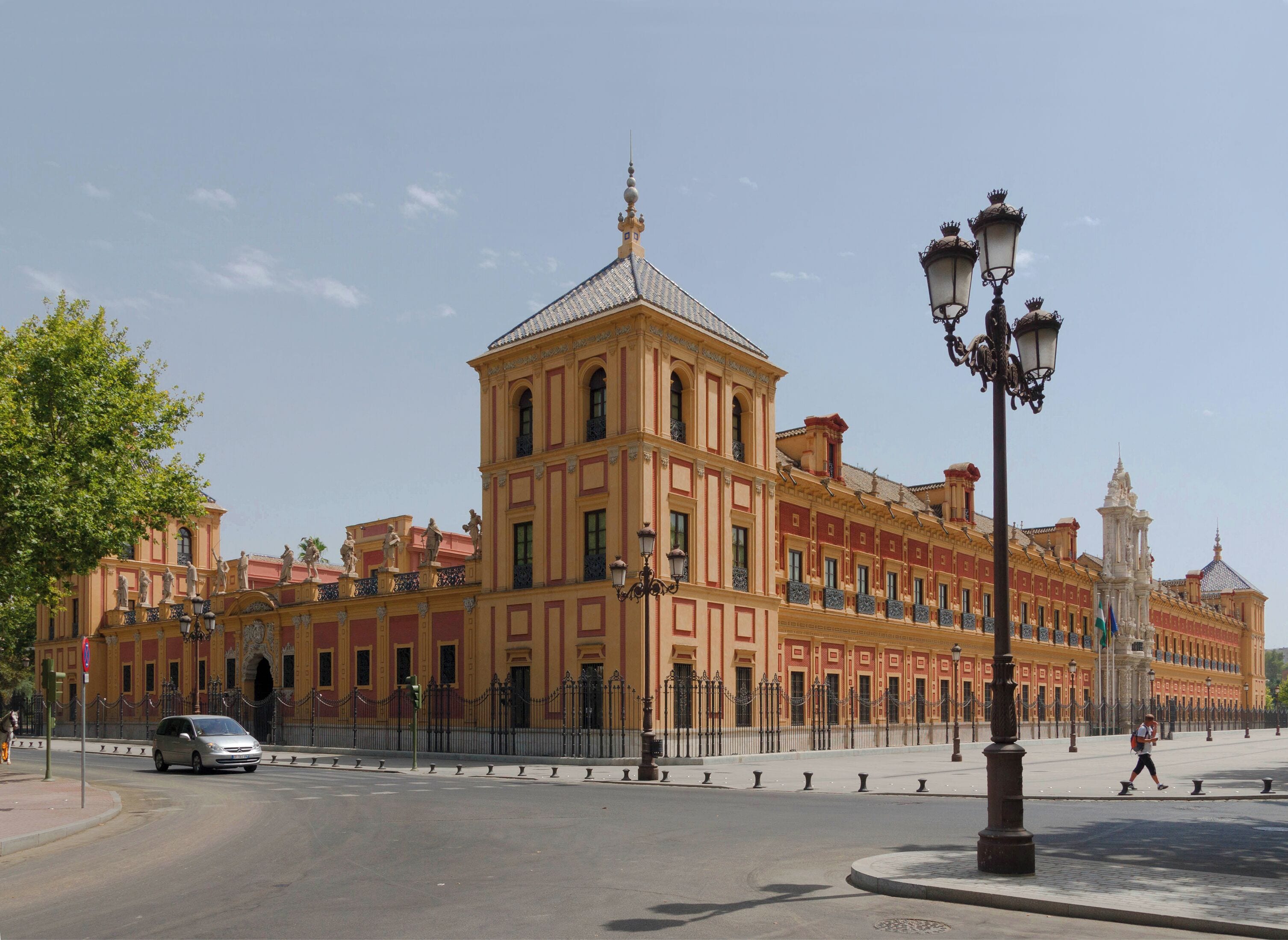 The Palace of San Telmo, seat of the presidency of the Andalusian Autonomous Government. Right, the main facade, left, the gallery of Illustrious Sevillans. Seville, Spain.