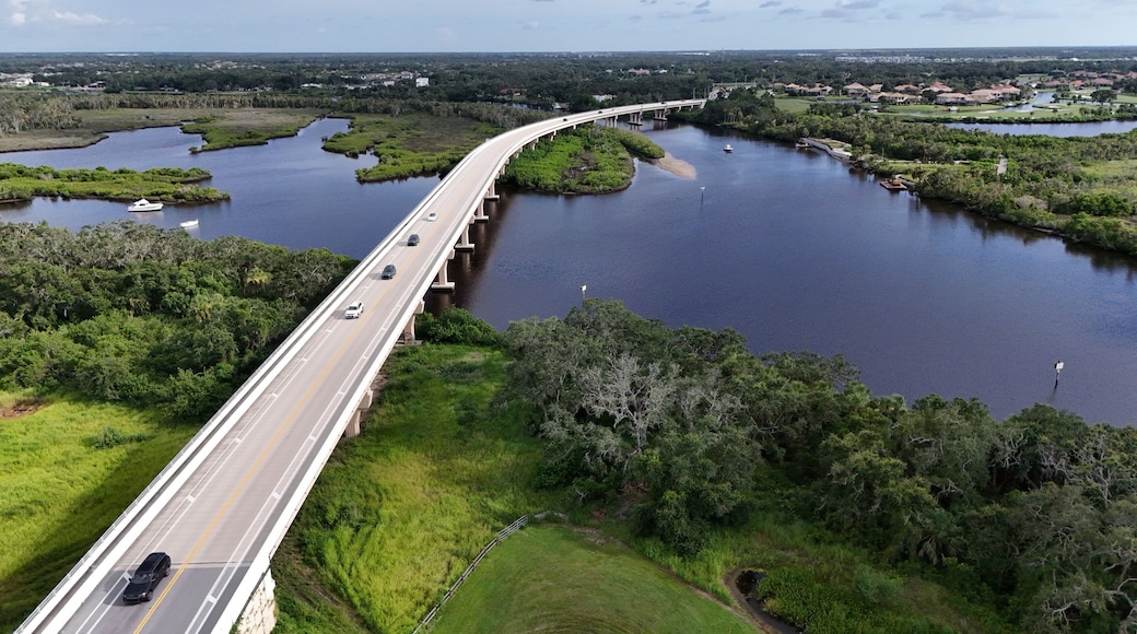 Fort Hamer bridge makes commuting in Parrish Florida possible across the upper Manatee River