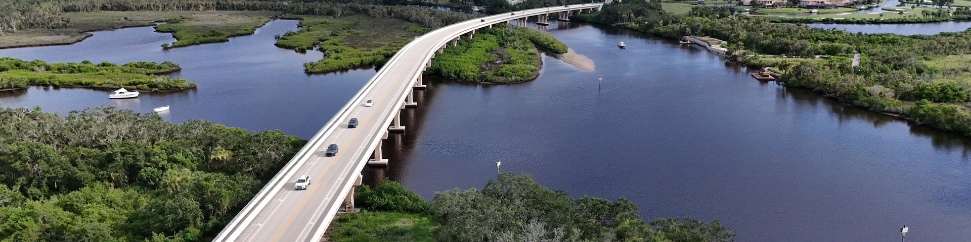 Fort Hamer bridge makes commuting in Parrish Florida possible across the upper Manatee River