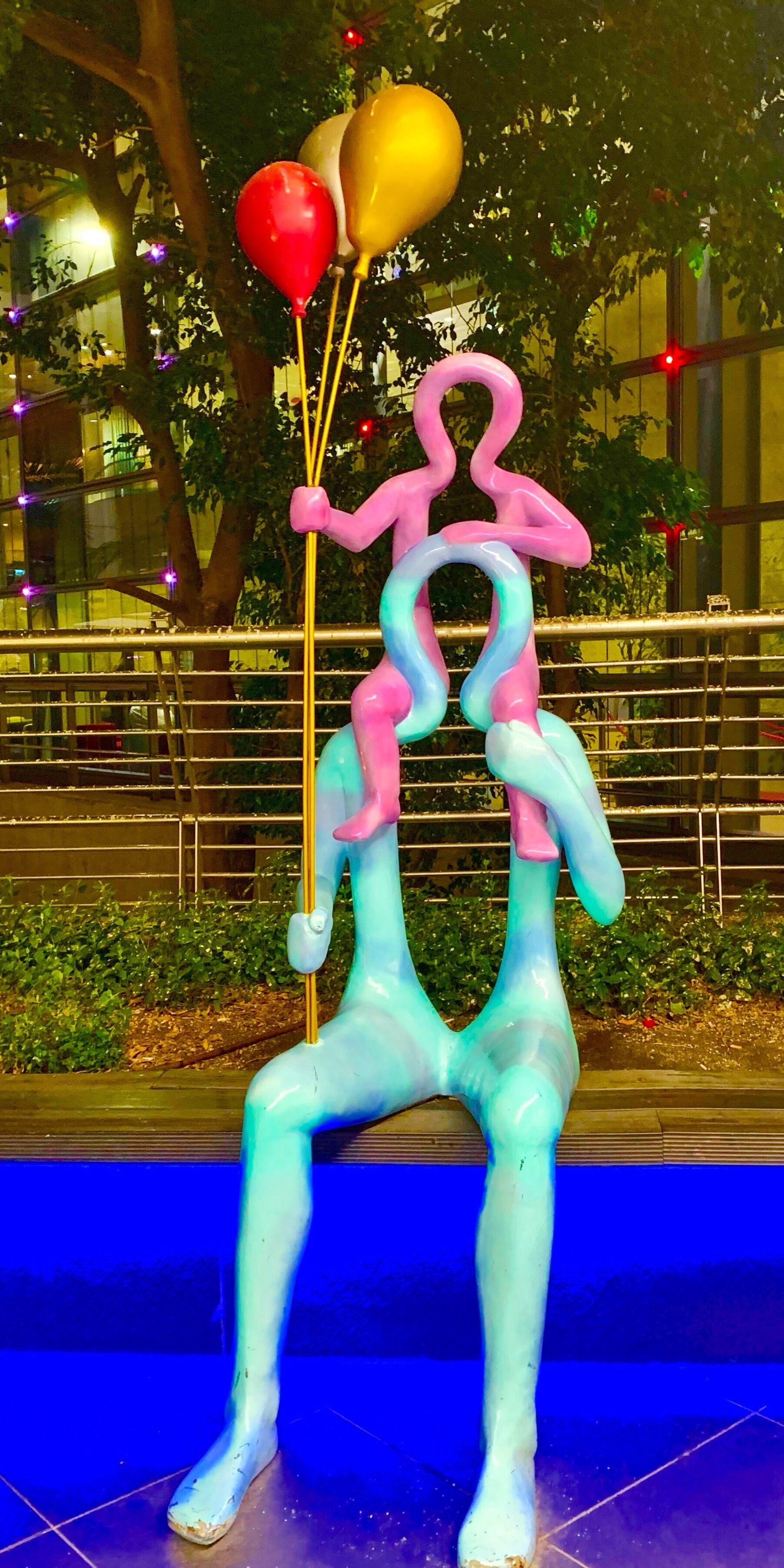 Great represention of a city that values family.