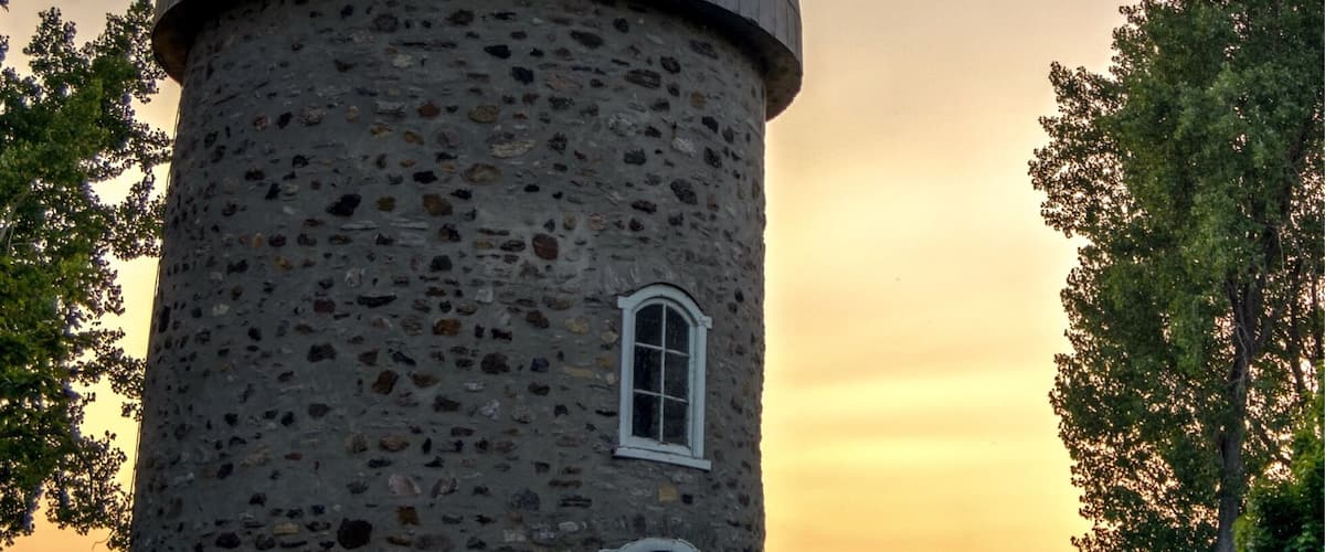 Sunset 🌅 - Superbe Coucher de soleil @heritagesaintbernard #heritagesaintbernard #sunset #stefcarlephotography #sonyalpha #tamron1750f28 #gitzoinspires #ndfilter #longexposure #longexposure_shots #slowshutterspeed #quebec #canada