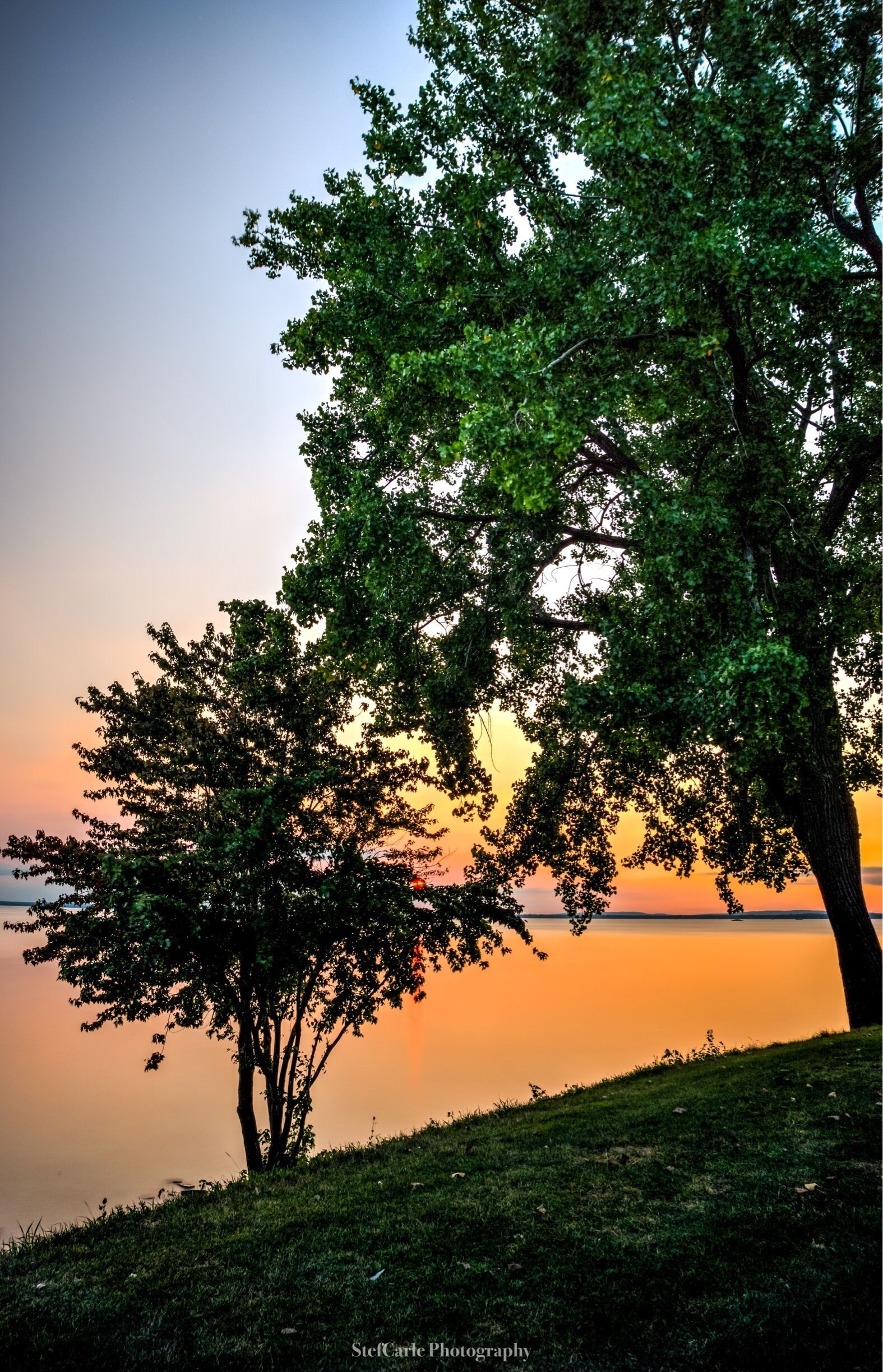 Sunset 🌅 - Superbe Coucher de soleil ce soir à @heritagesaintbernard #heritagesaintbernard #sunset #stefcarlephotography #sonyalpha #tamron1750f28 #gitzoinspires #ndfilter #longexposure #longexposure_shots #slowshutterspeed #quebec #canada