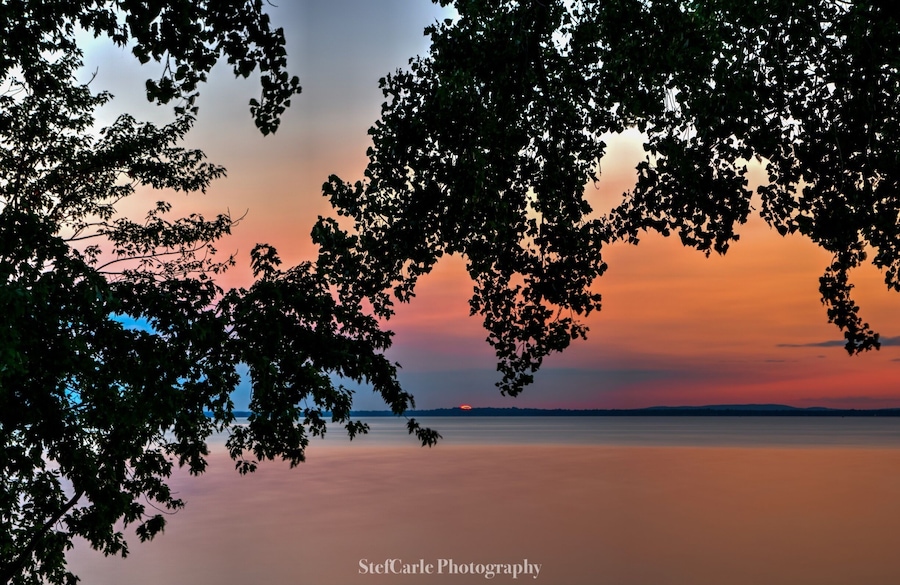 Sunset 🌅 - Superbe Coucher soleil @heritagesaintbernard #heritagesaintbernard #sunset #stefcarlephotography #sonyalpha #tamron1750f28 #gitzoinspires #ndfilter #longexposure #longexposure_shots #slowshutterspeed #quebec #canada