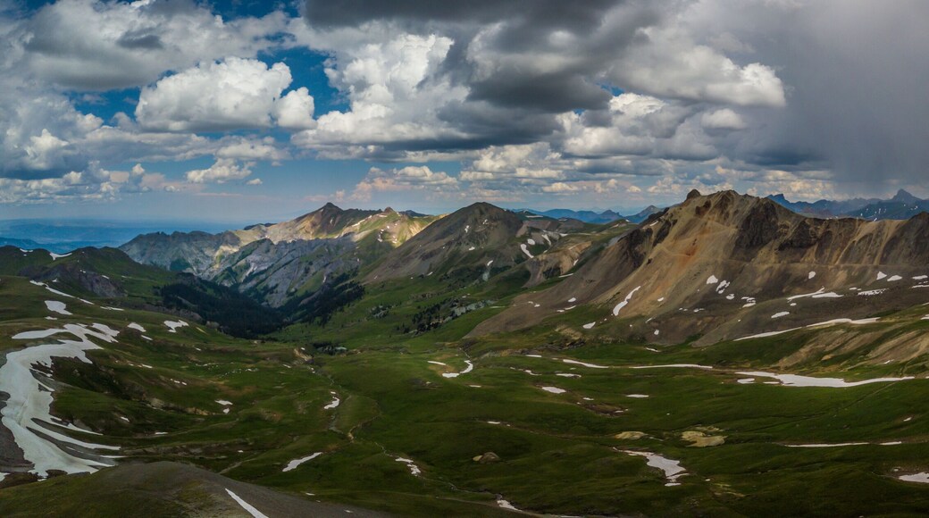Engineer Pass Colorado view from the top, panoramic shot