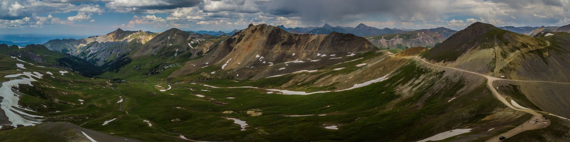 Engineer Pass Colorado view from the top, panoramic shot