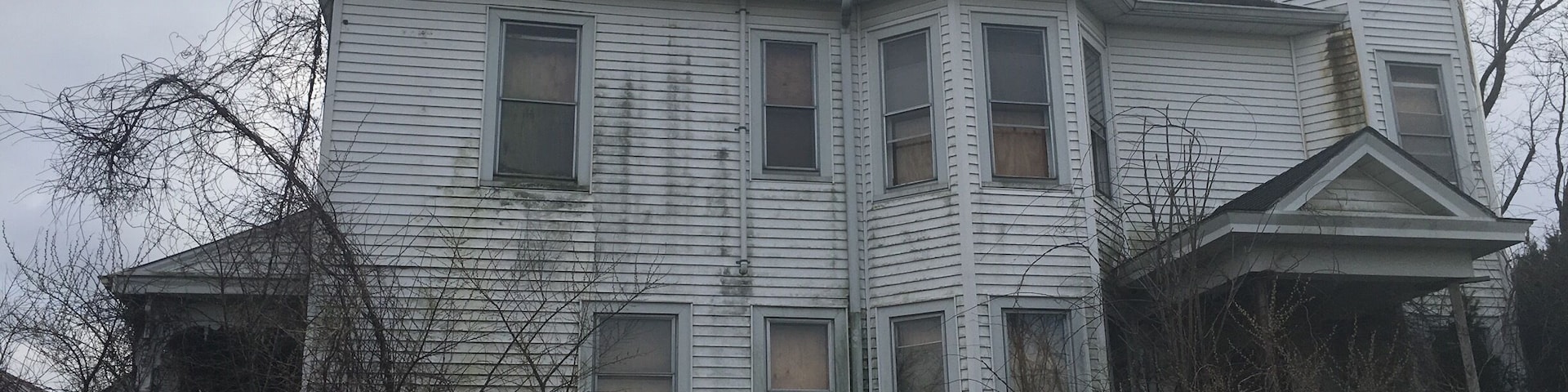 3 staircases and 5 stories