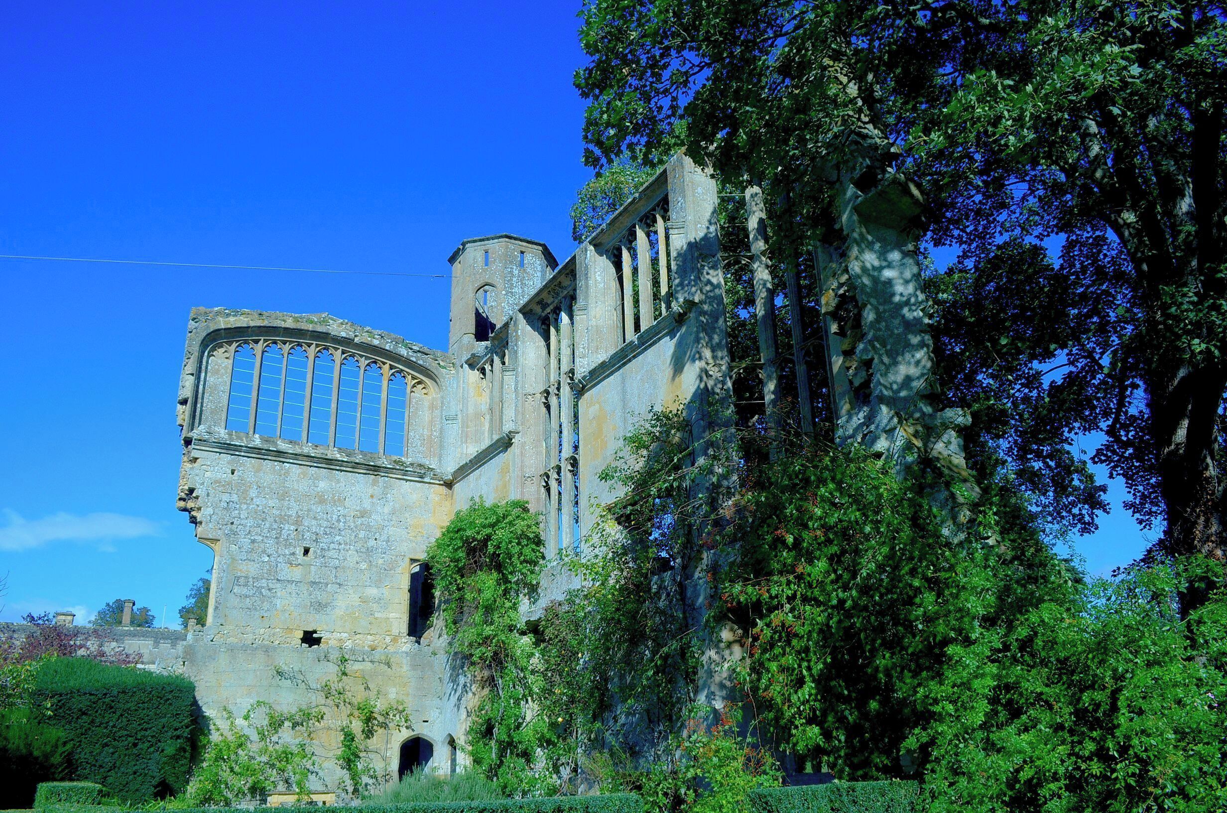 This is the old banqueting hall. Many noble and royals were entertained here. They still have some old recipes. 