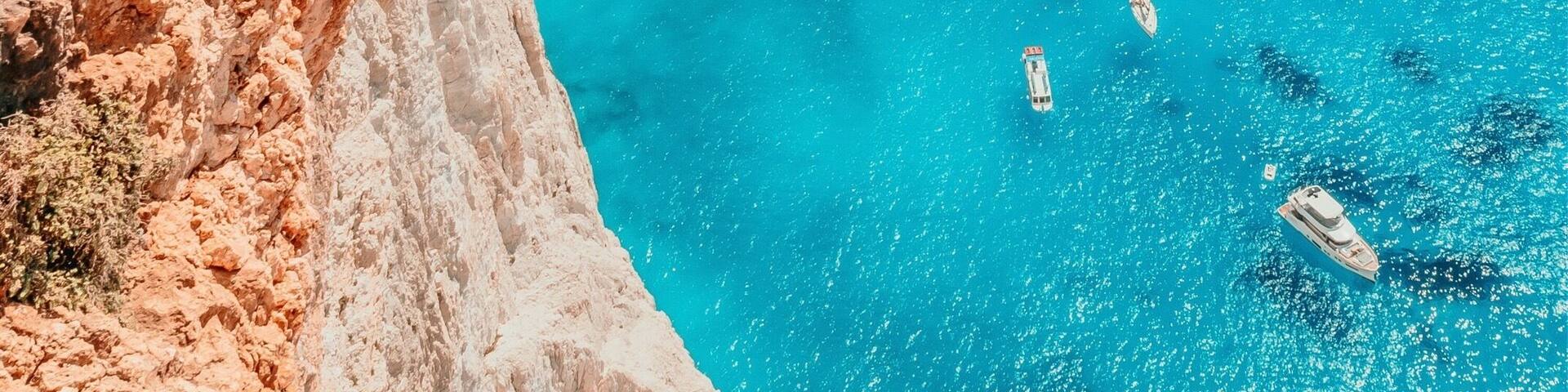 This one of my favorite places ever!
The view there is just amazing ! #greece
#zakynthos 🇬🇷
• instagram: viviendomisviajes
Check my insta 💃🏻👀🌟