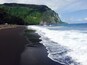 Black sand beach awaits you at the bottom of the Waipio lookout #beach #weekendgetaway island hopping!